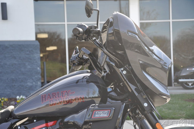 CVO® Street Glide® ST