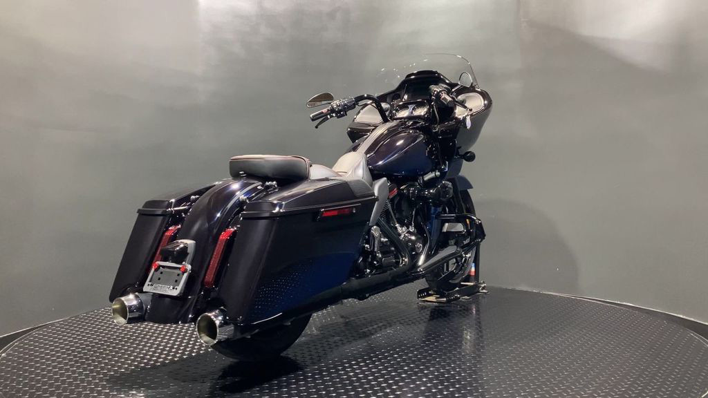 CVO® Road Glide®