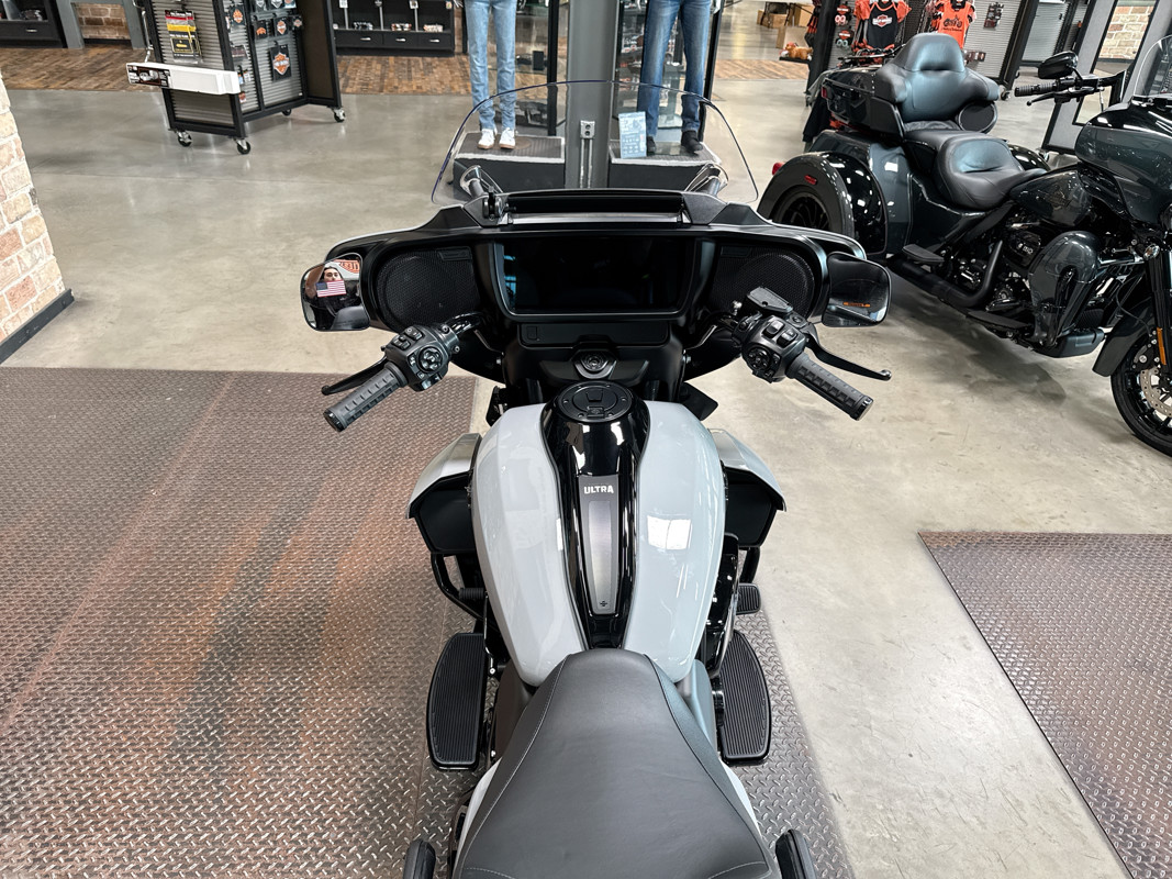 Street Glide® Ultra