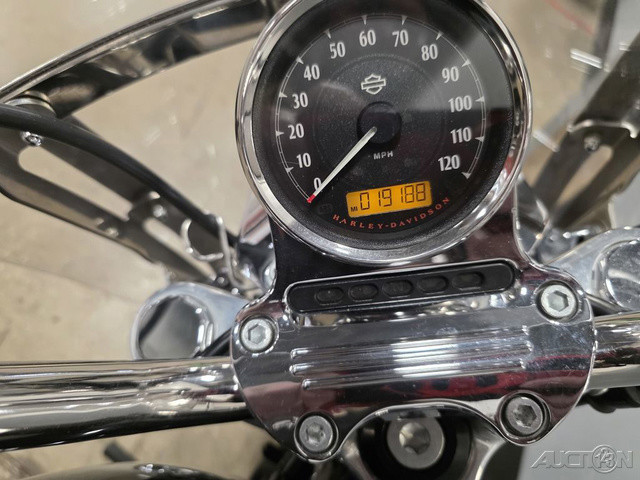 Sportster® SuperLow® 1200T