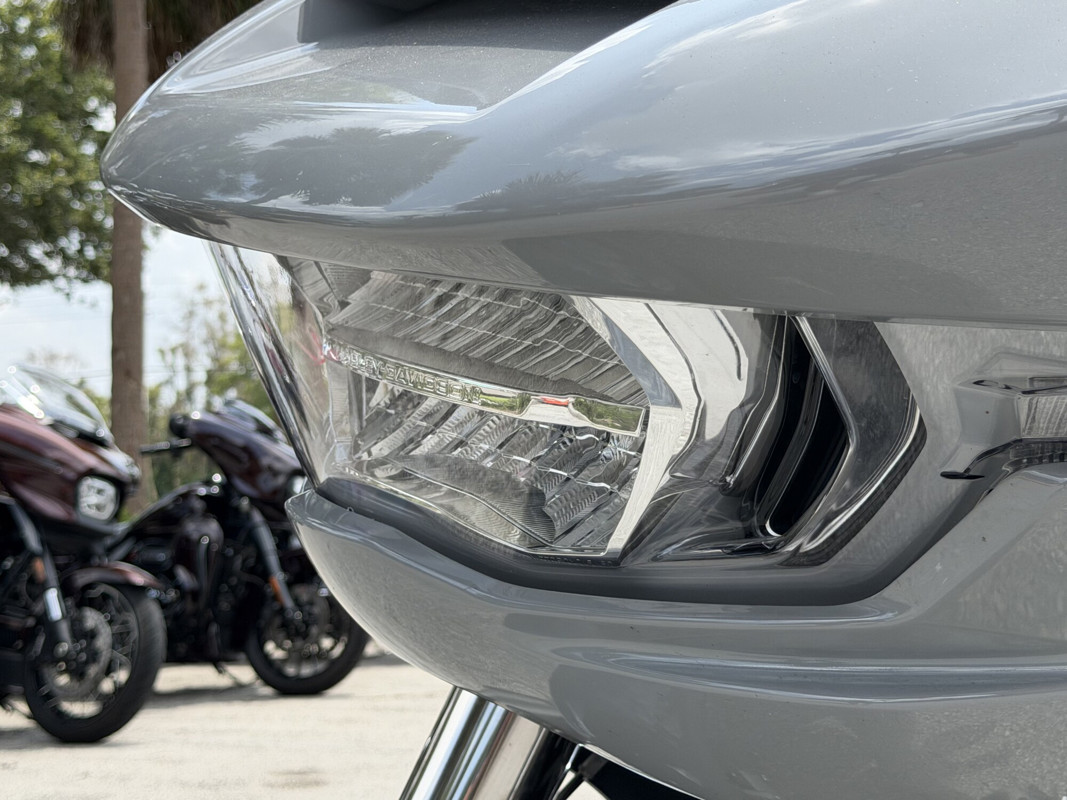 Road Glide®