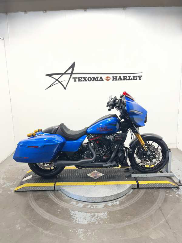 CVO® Street Glide® ST