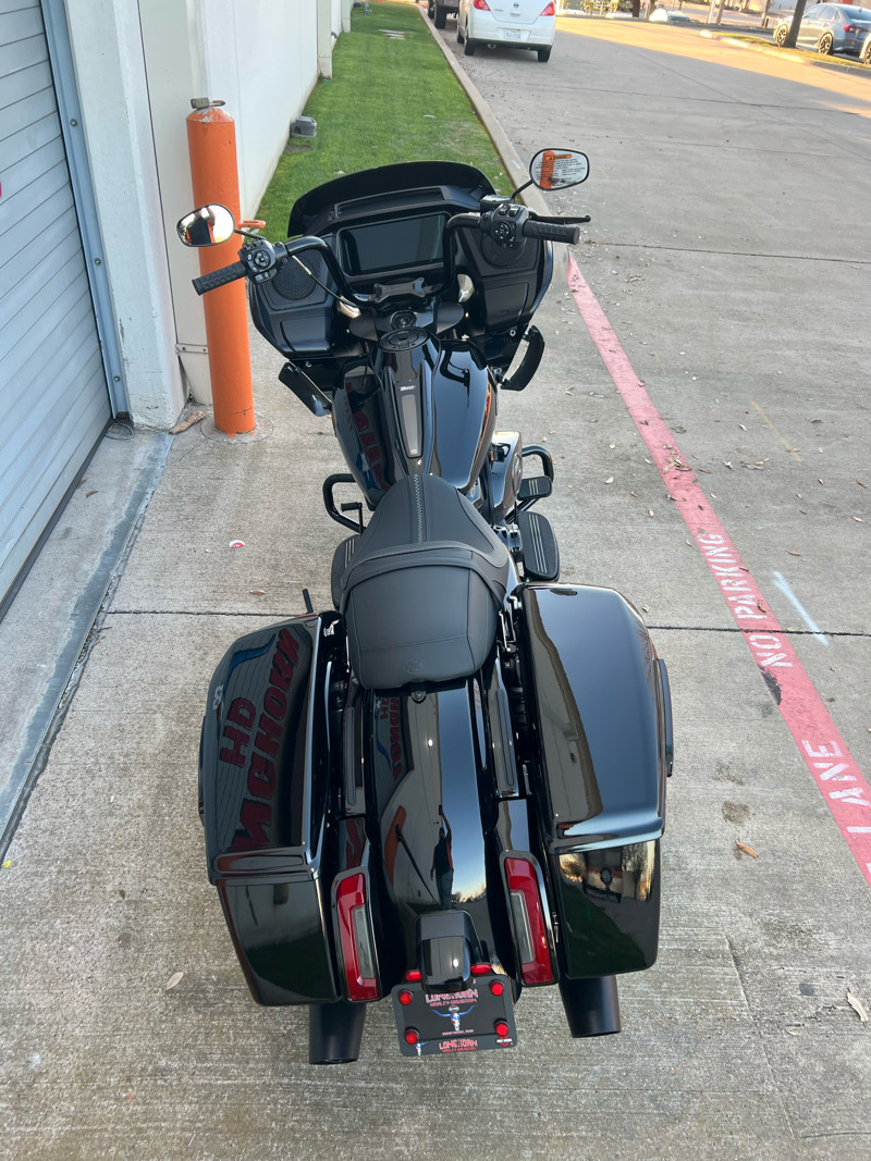 Road Glide®