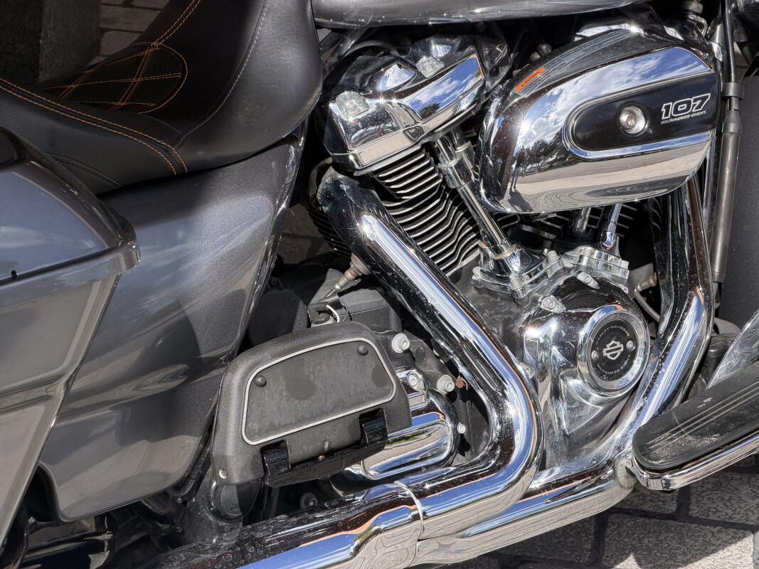 Road Glide®