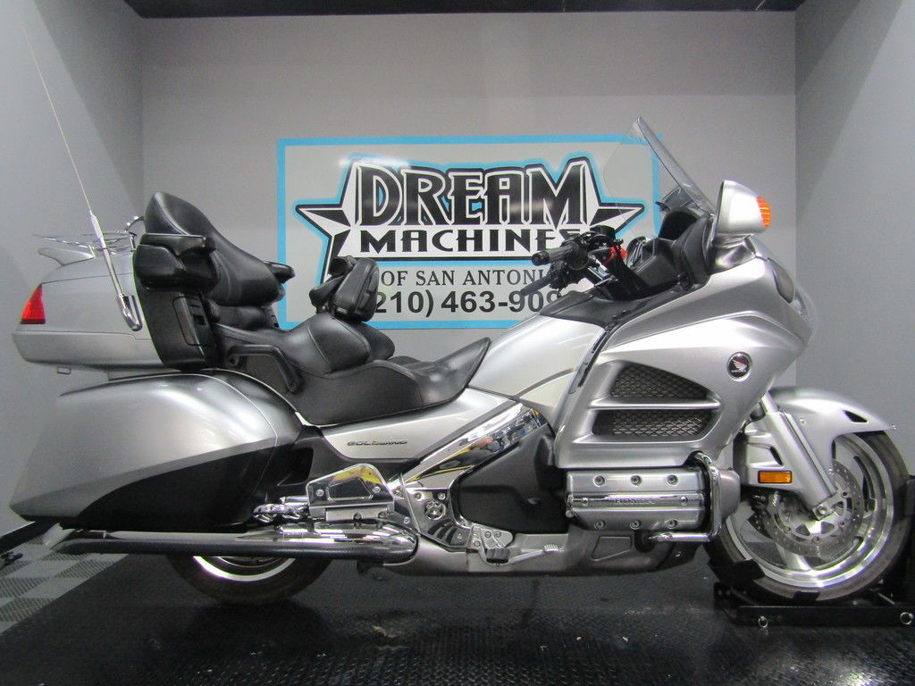 Gold Wing® Airbag