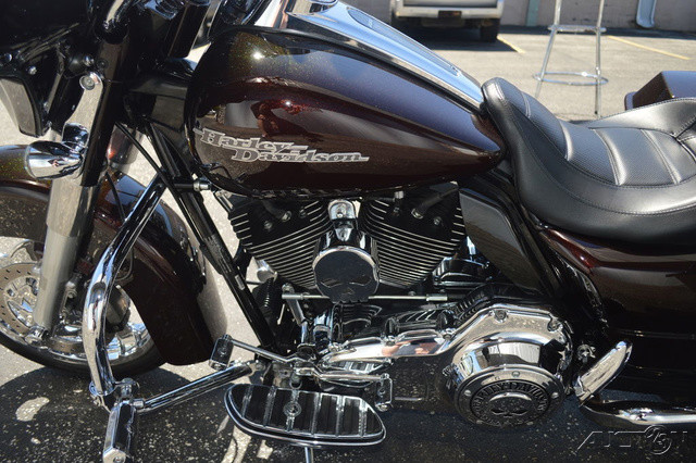 Street Glide®
