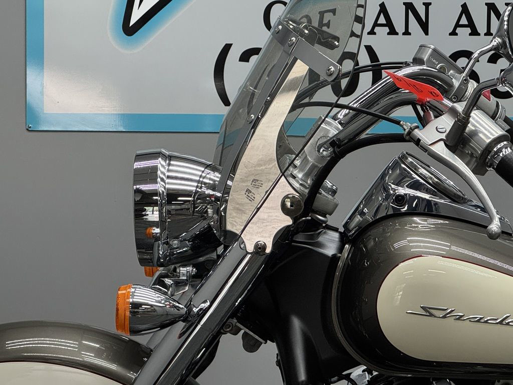 Shadow 750 Aero