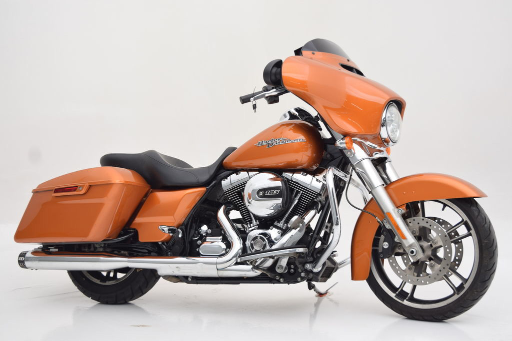 Street Glide®