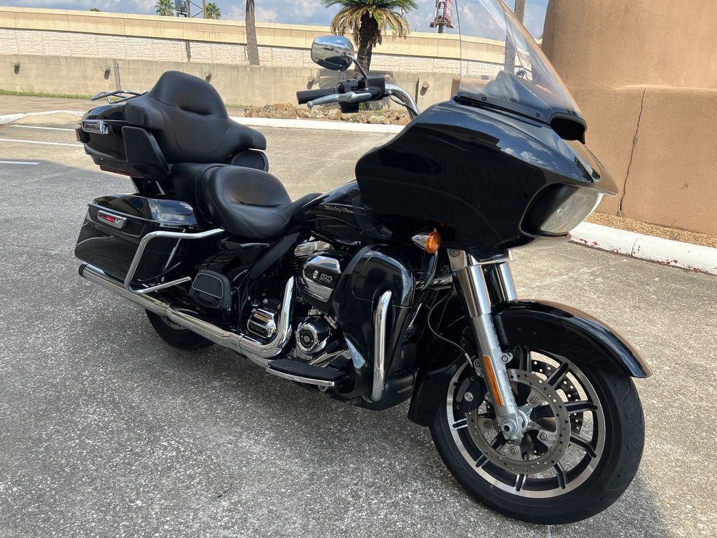 Road Glide® Ultra