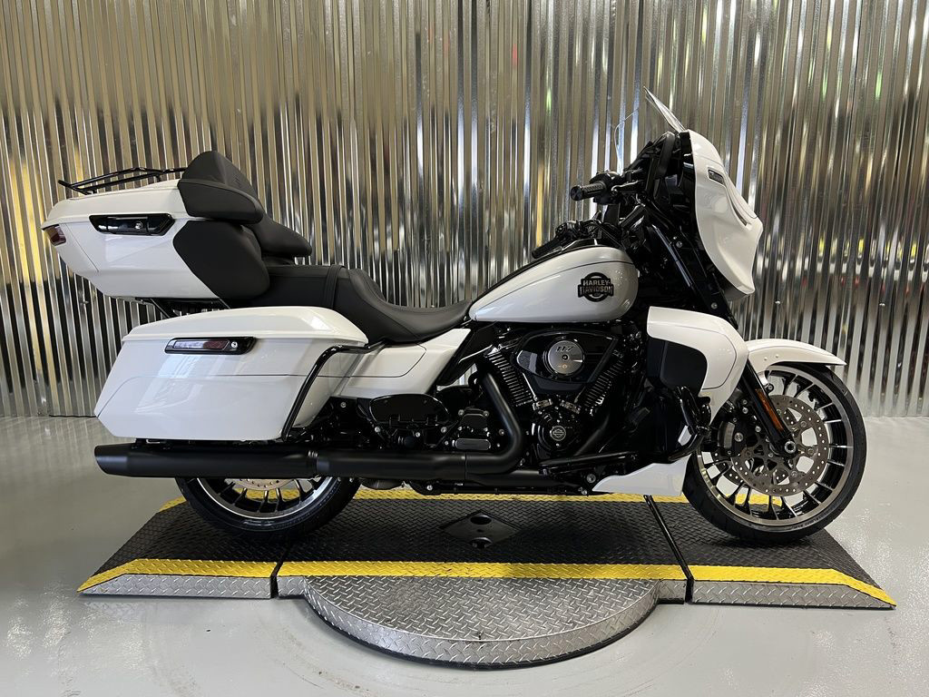 Street Glide® Limited