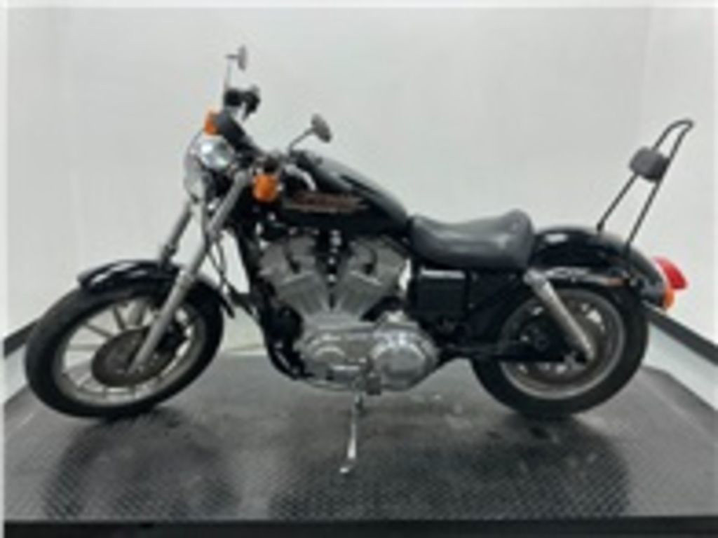 Sportster® 883