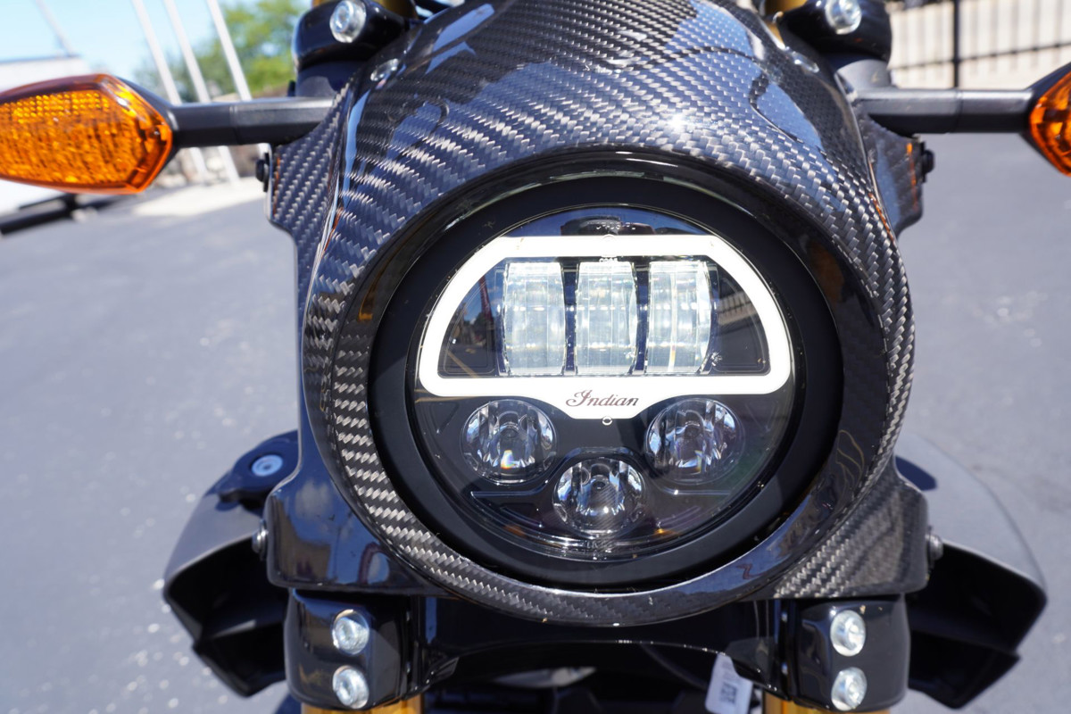 FTR R Carbon