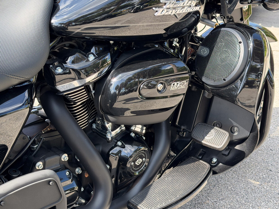 Road Glide® 3