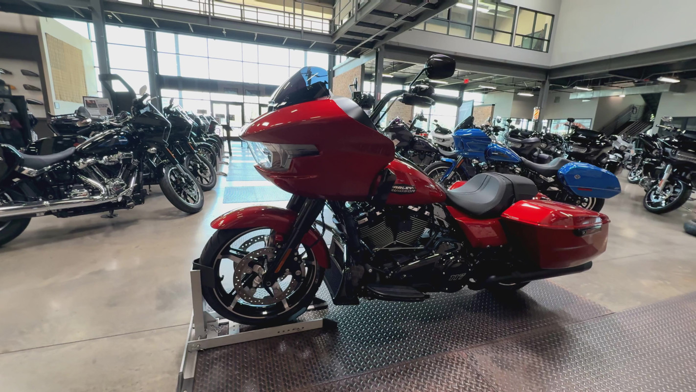 Road Glide®