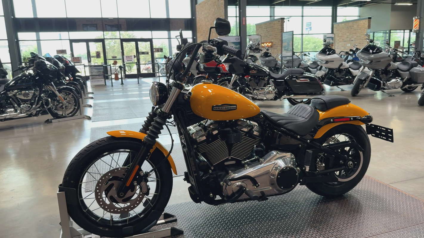 Street Bob®