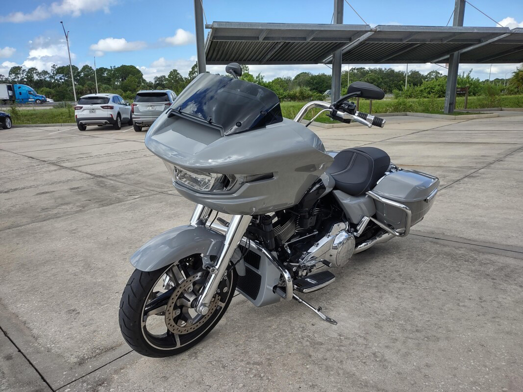 Road Glide®