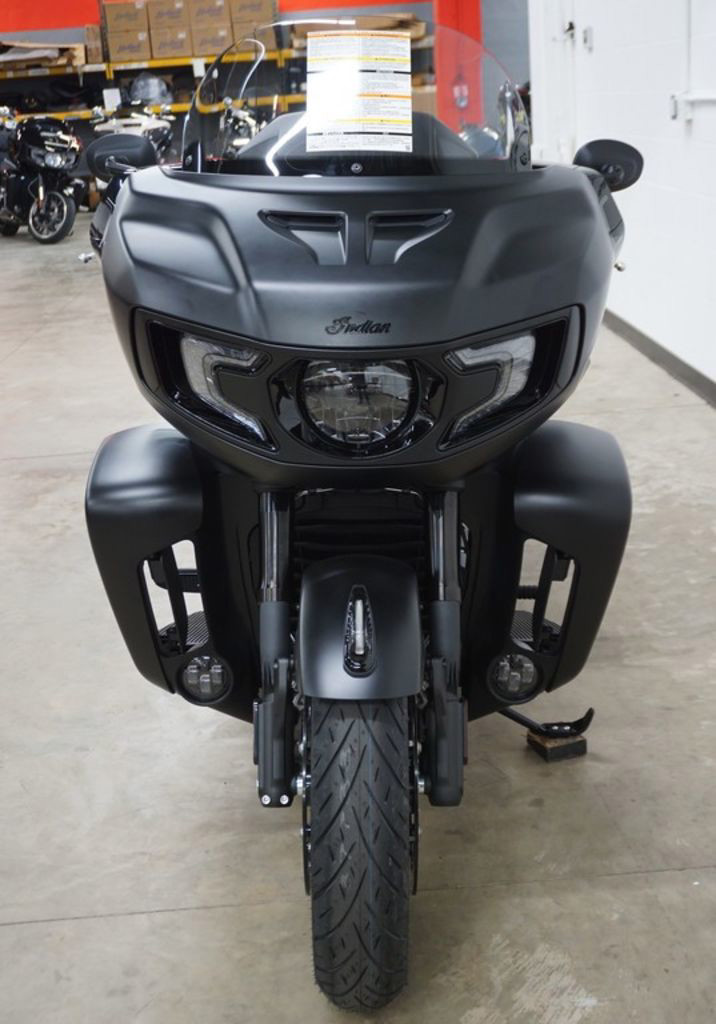 Pursuit Dark Horse 112