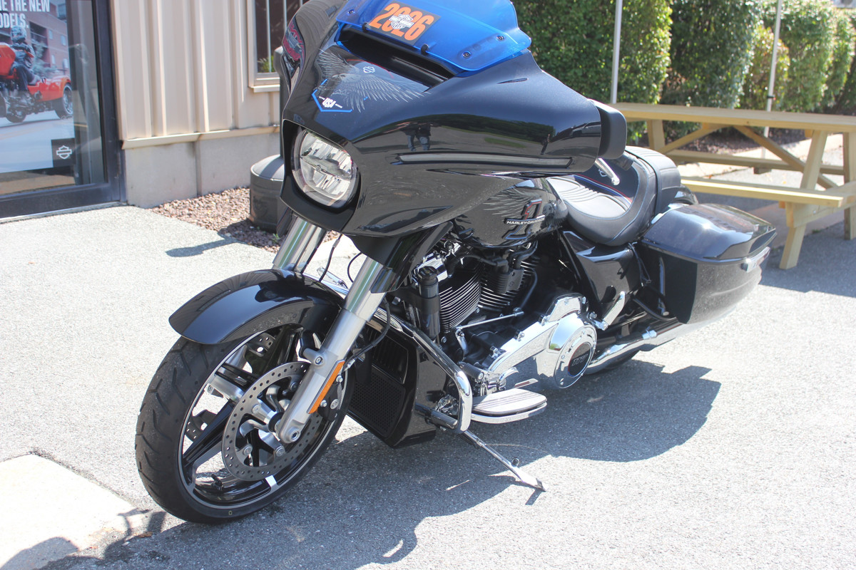 Street Glide®