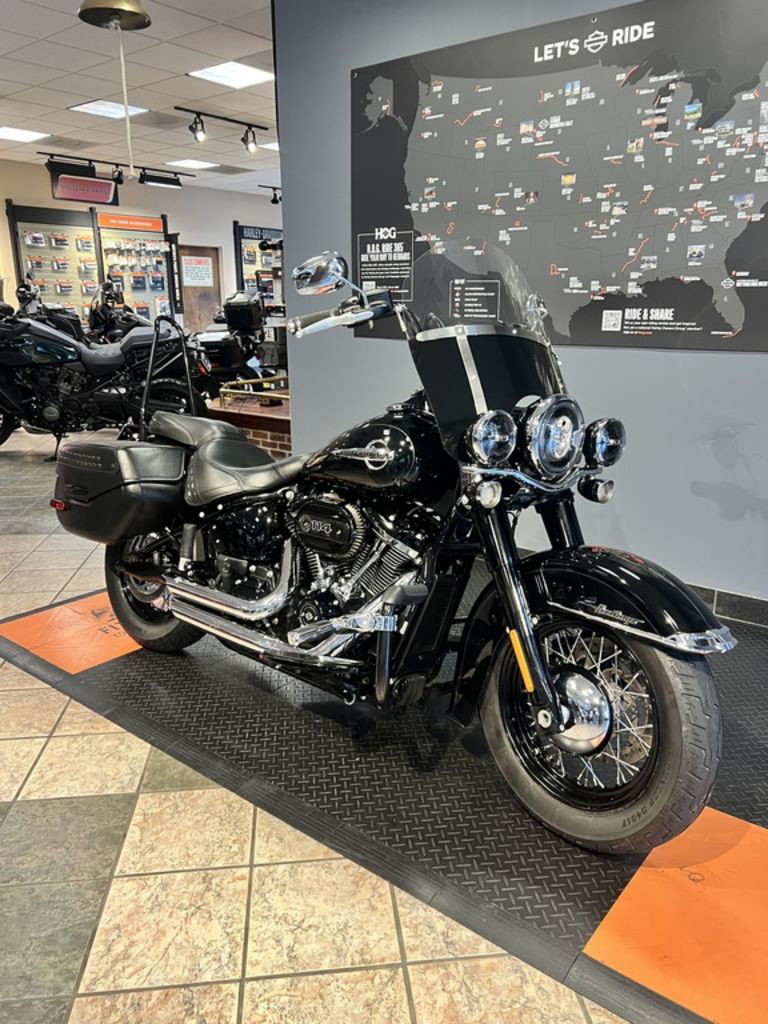 Softail® Heritage Classic 114
