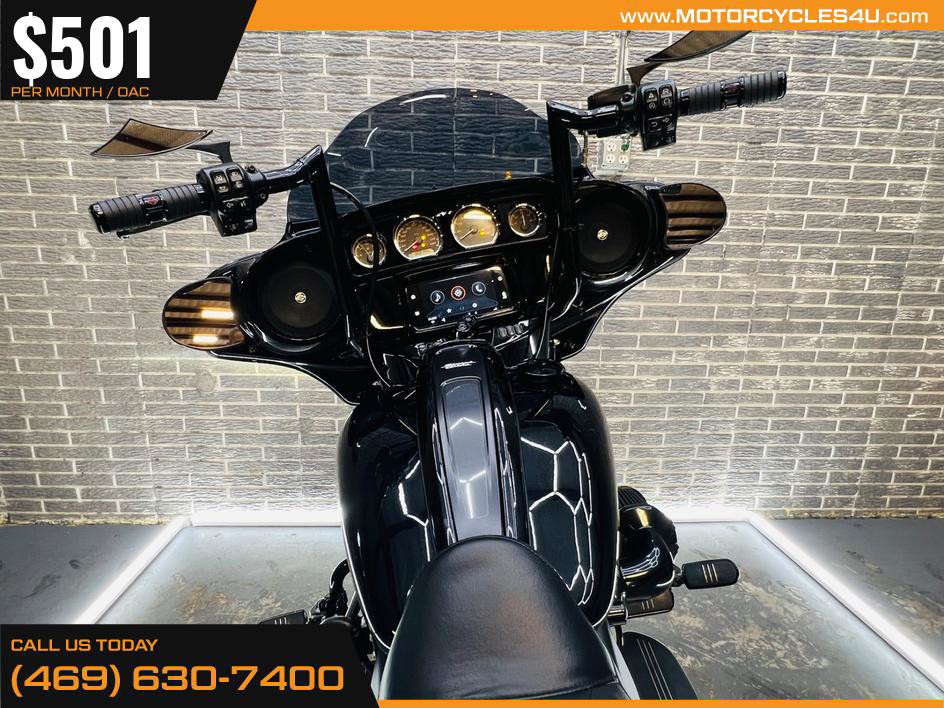 Street Glide® ST