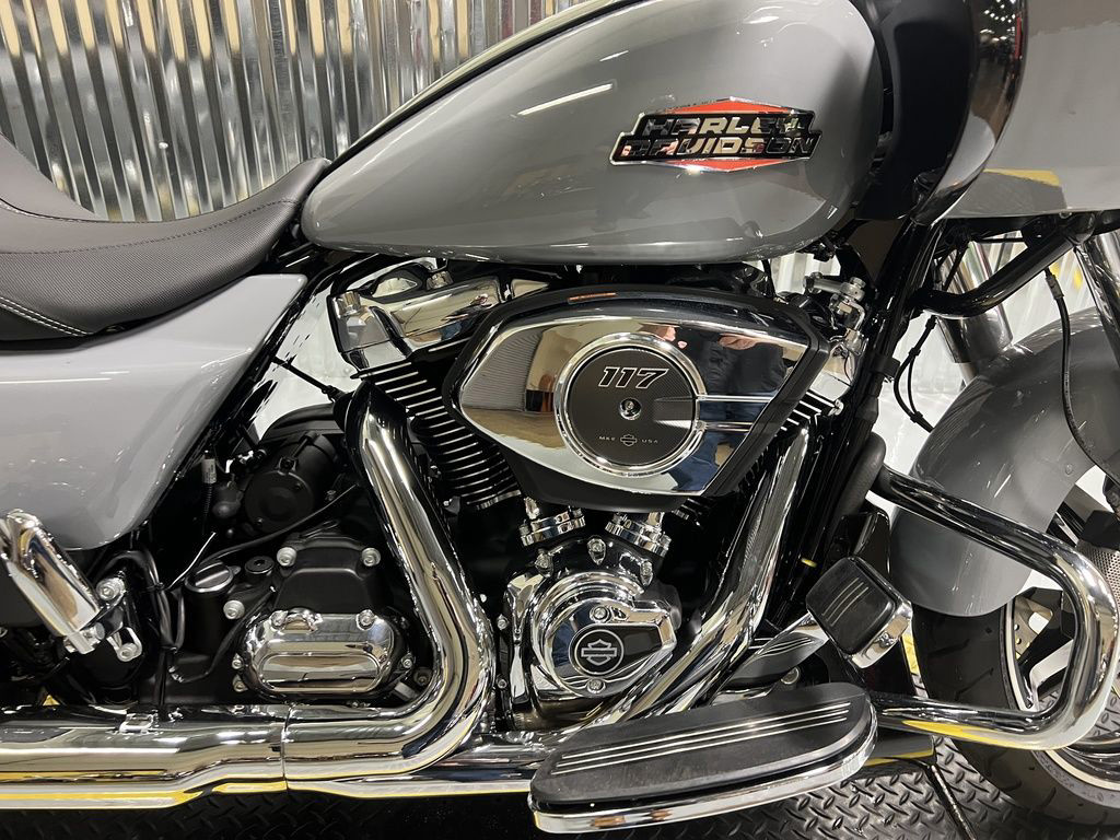 Road Glide®