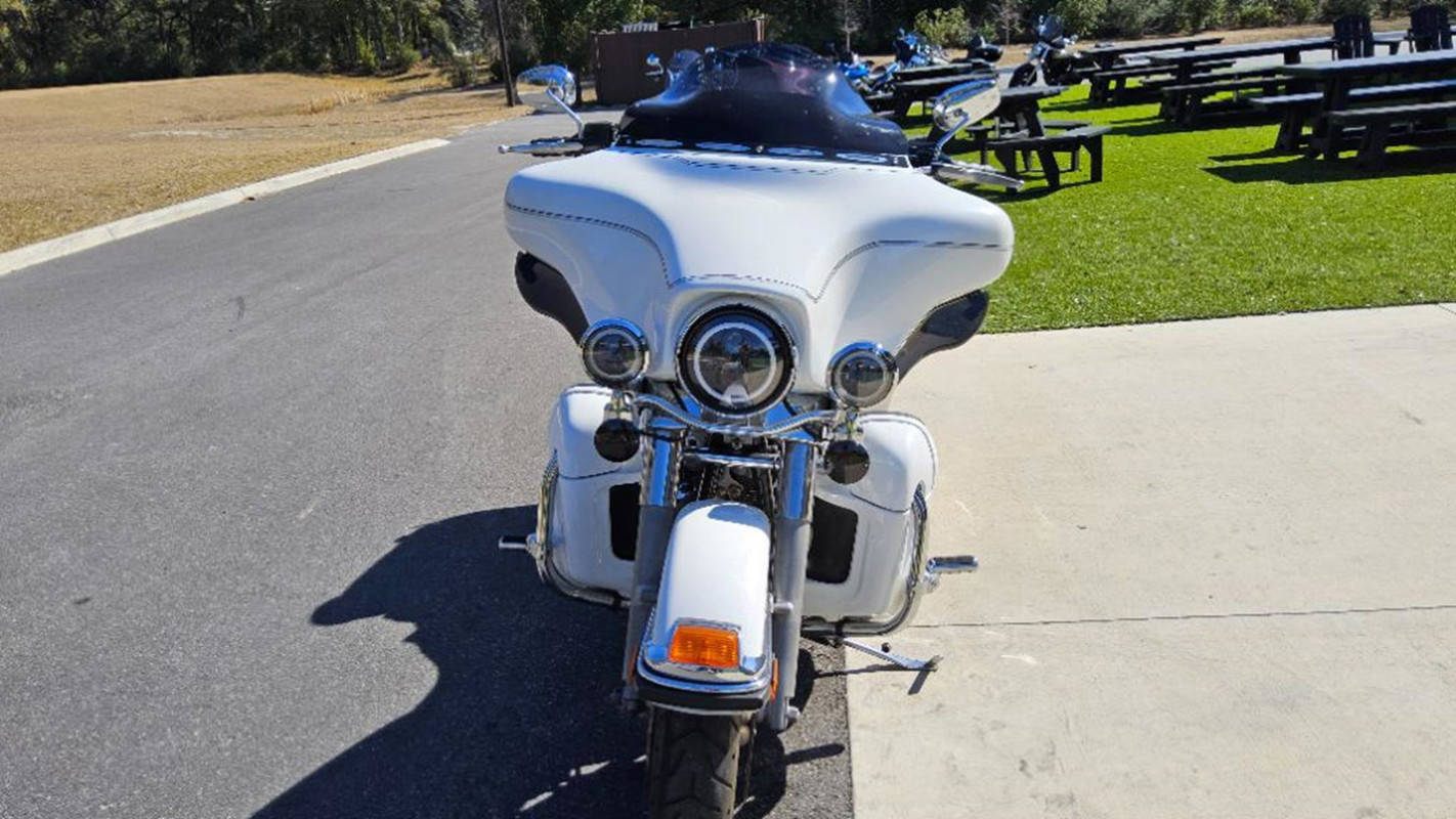 Electra Glide® Ultra Classic® Anniversary Shrine Edition