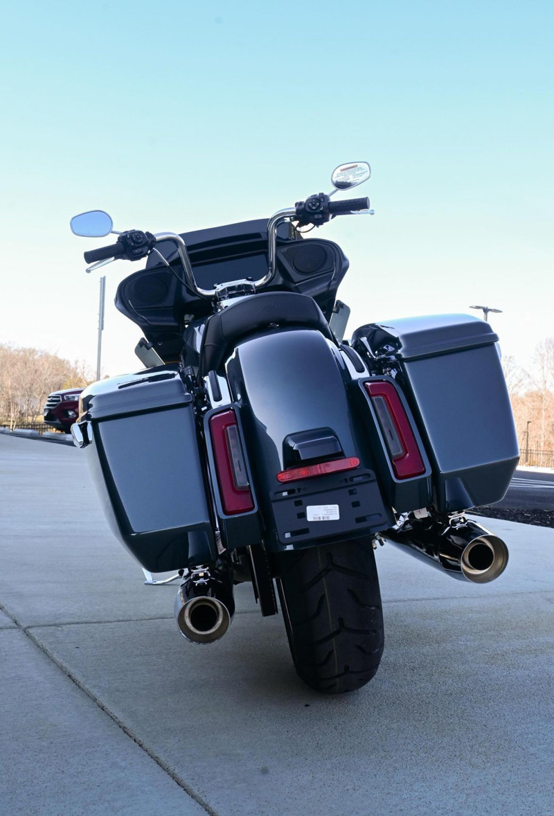 Road Glide®