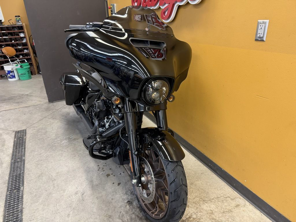 Street Glide® ST