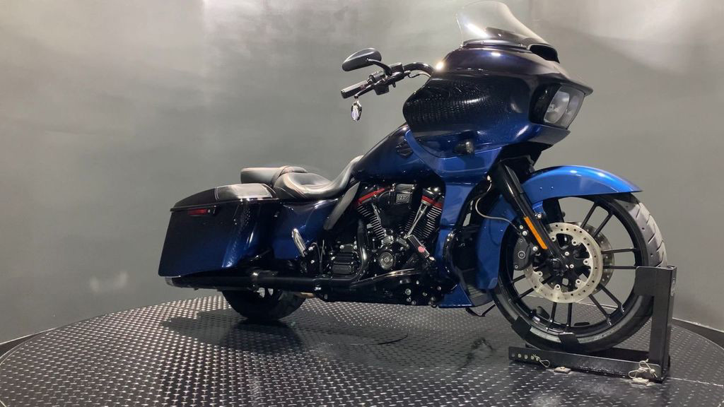 CVO® Road Glide®
