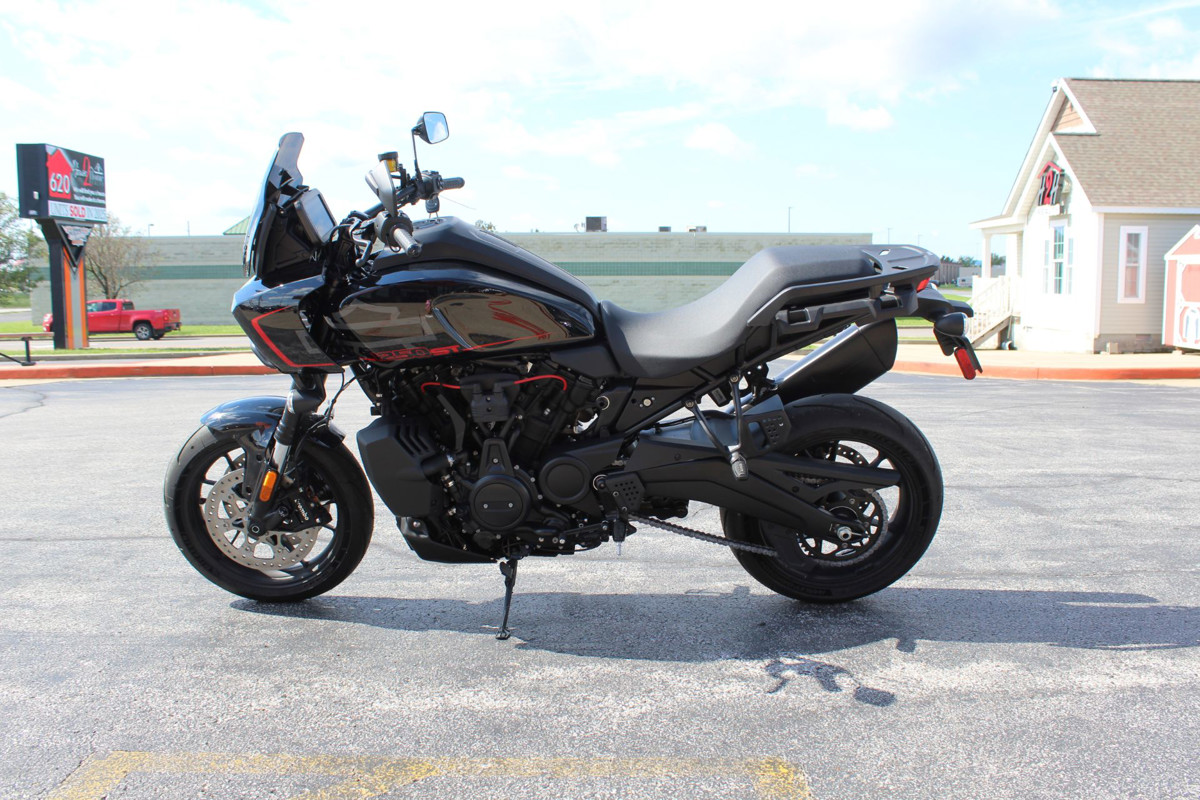 Pan America® 1250 ST