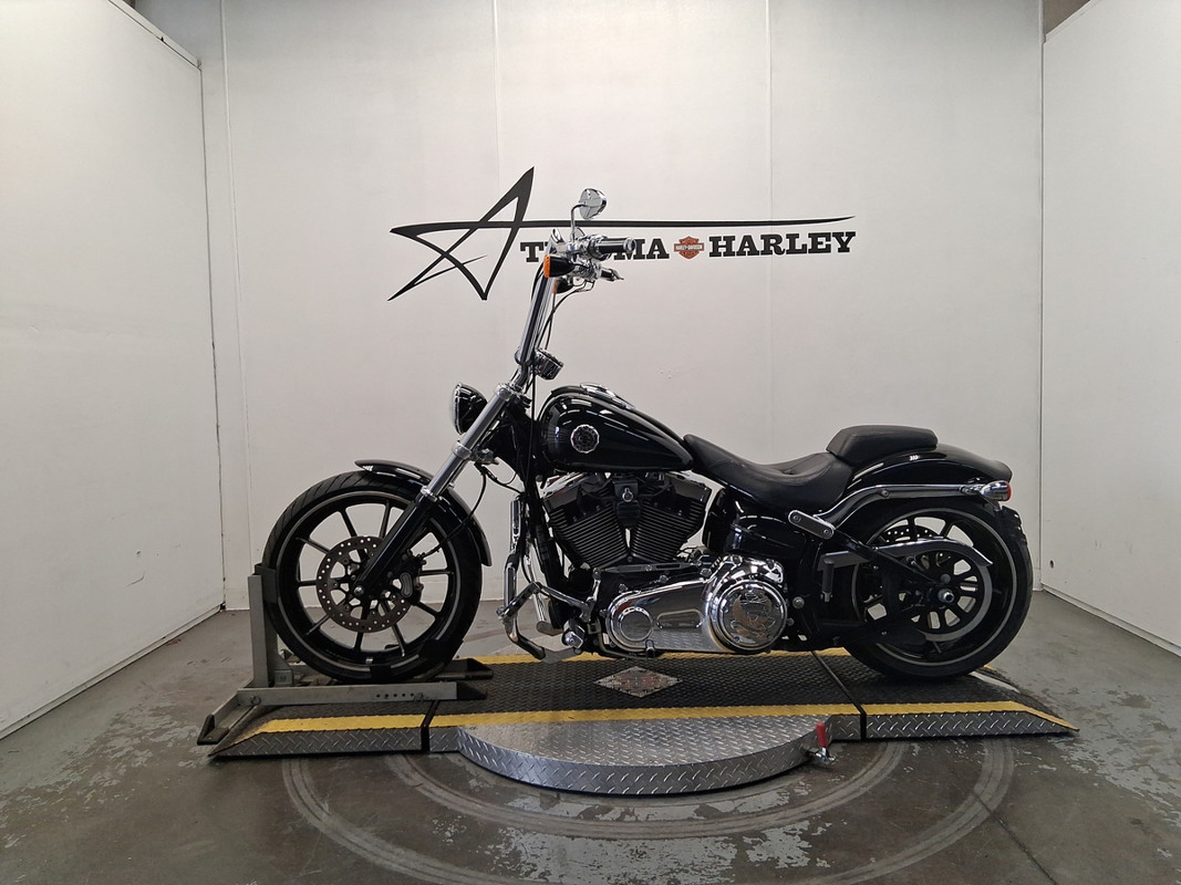 Softail® Breakout®