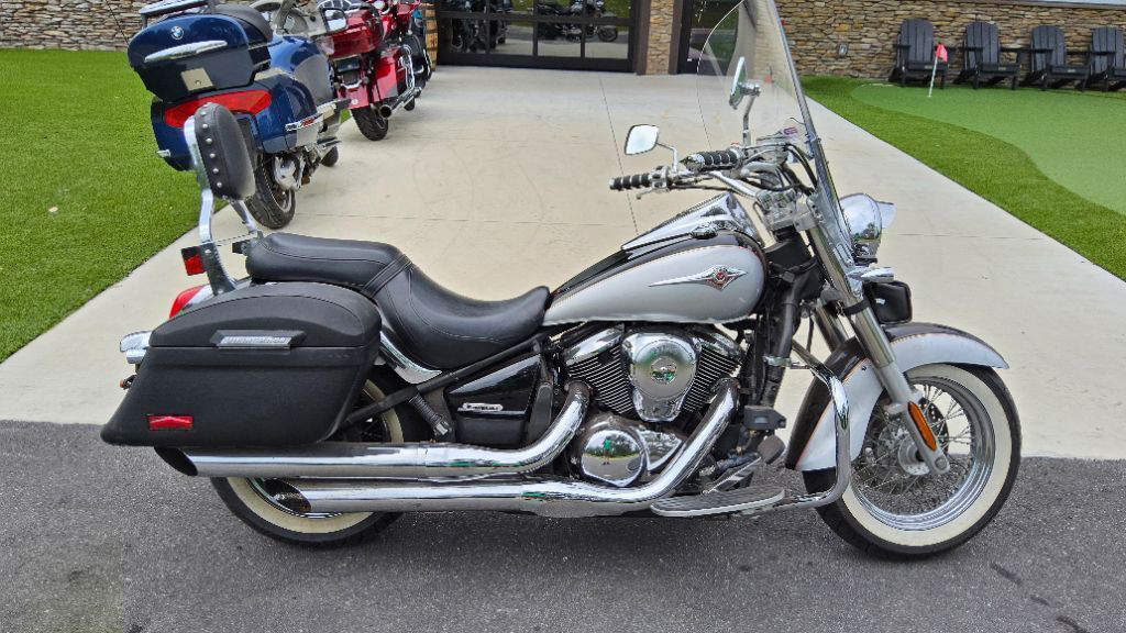 Vulcan 900 Classic