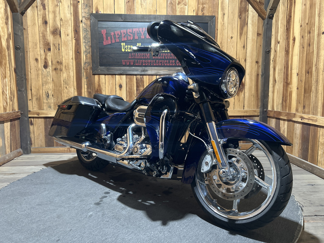 CVO® Street Glide®