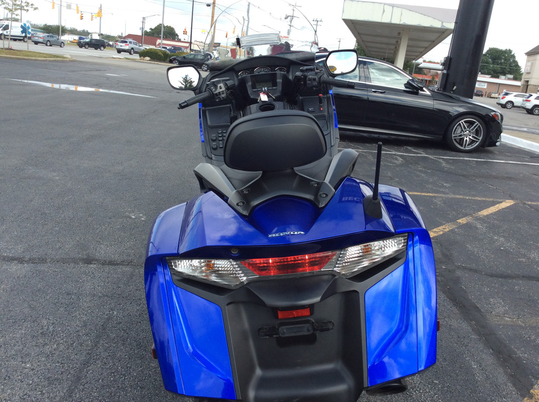 Gold Wing® F6B