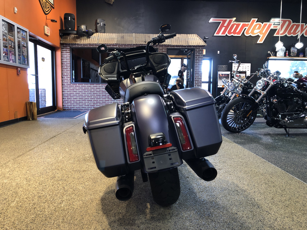 Road Glide®