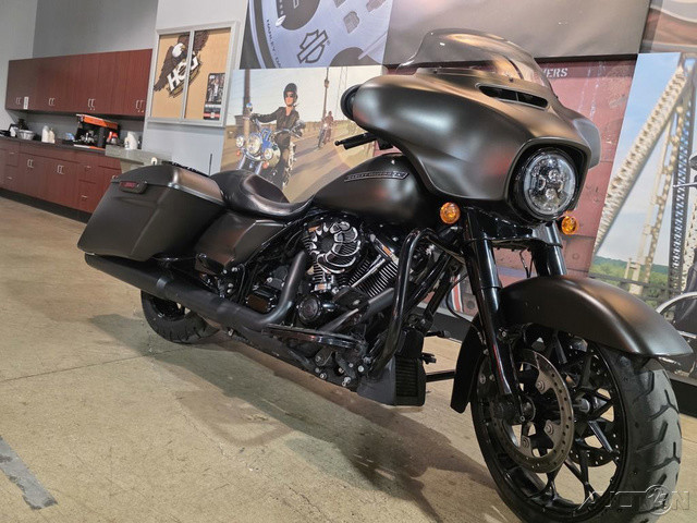 Street Glide® Special