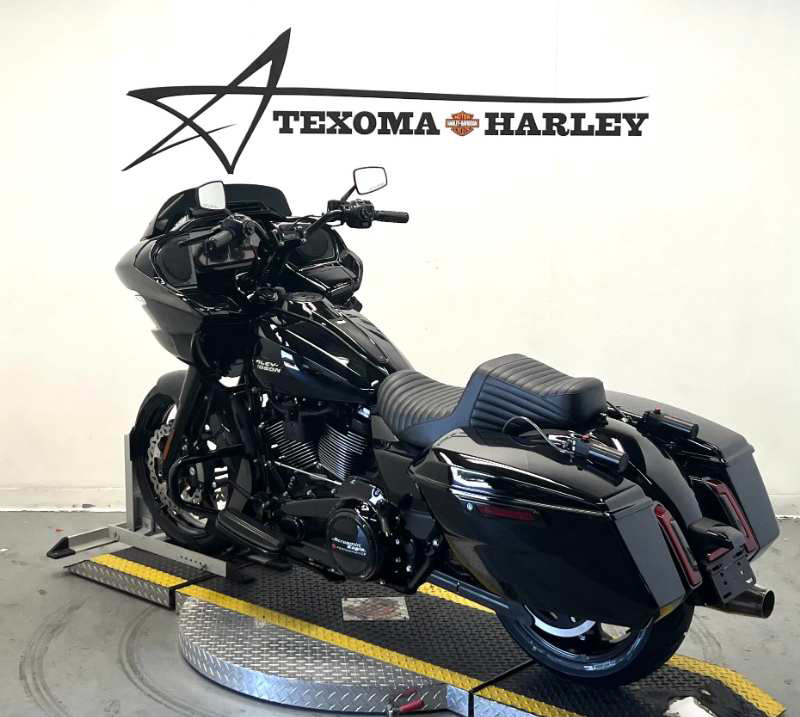 Road Glide®
