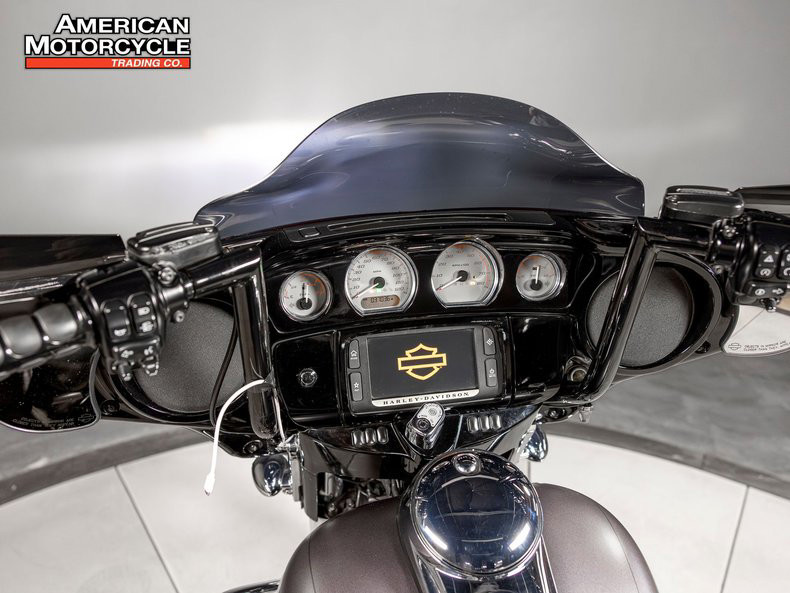 Street Glide® Special