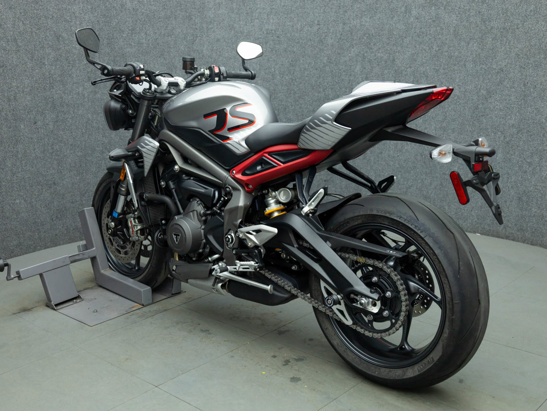 Street Triple RS