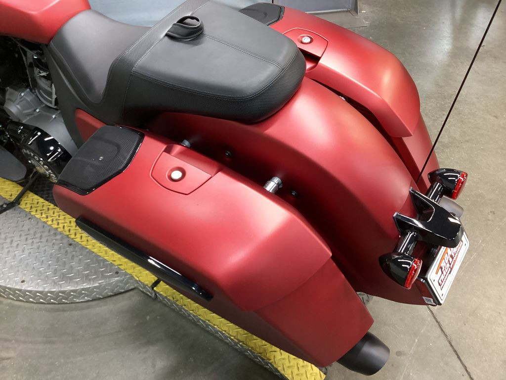 Challenger Dark Horse