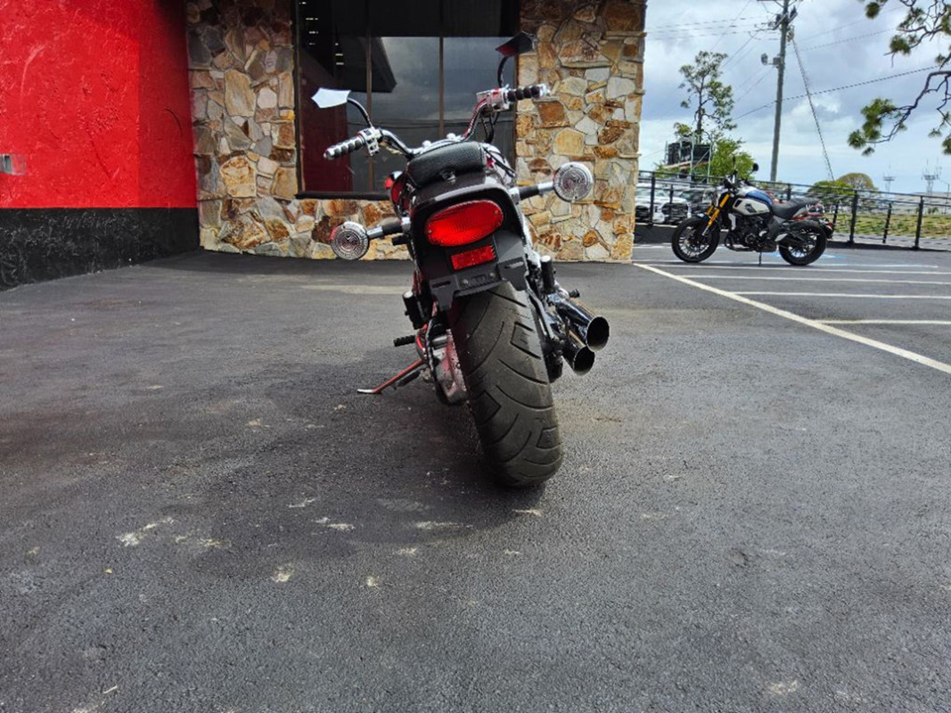 V Star 1100 Classic