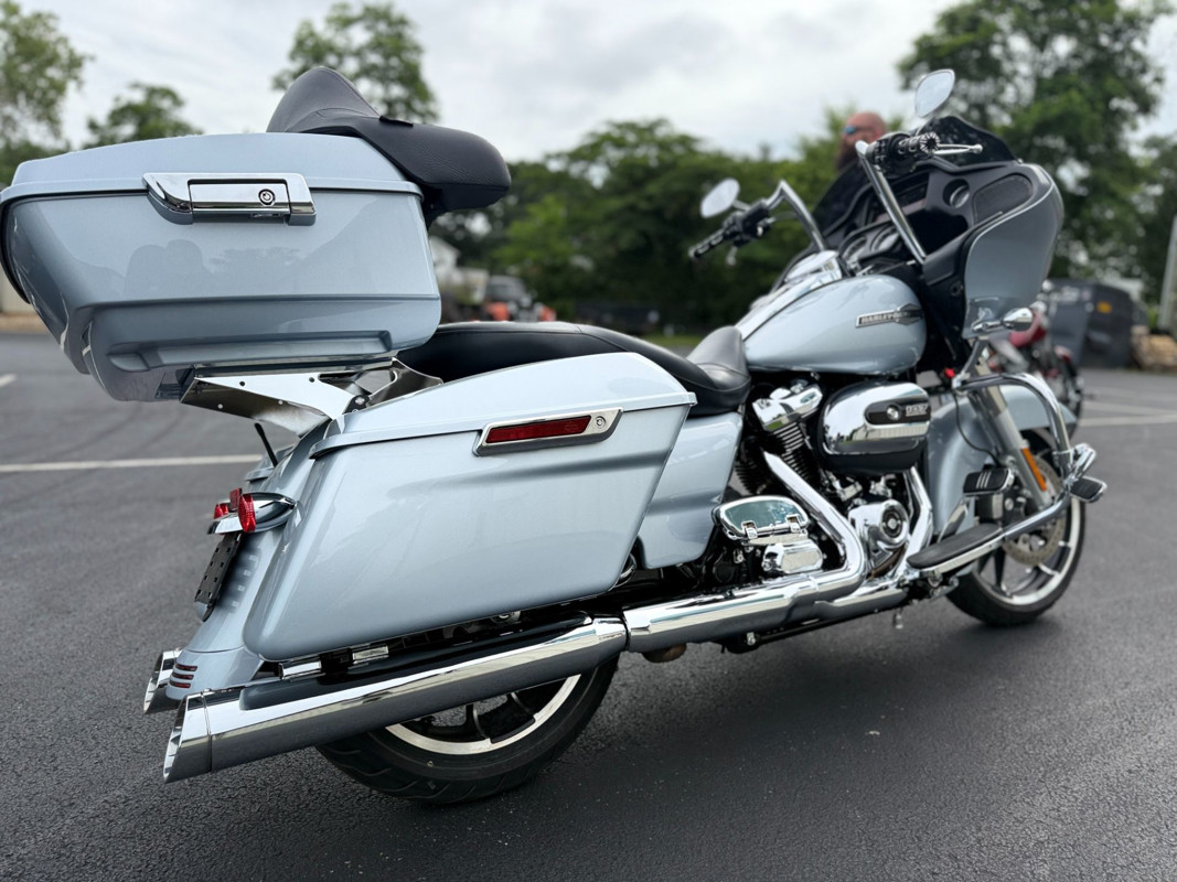 Road Glide®