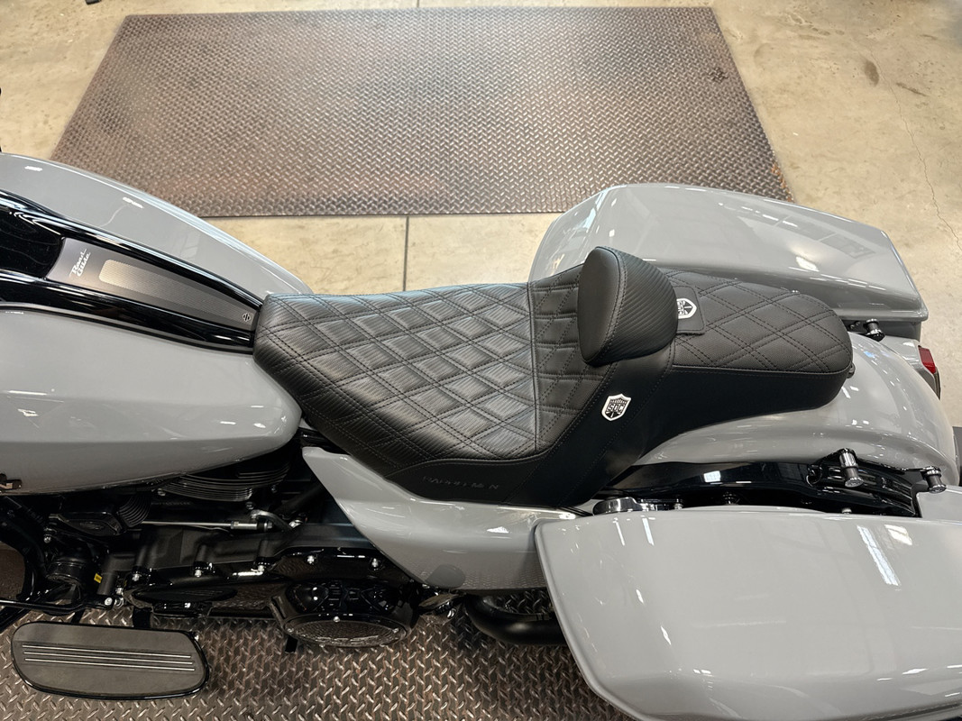 Road Glide®