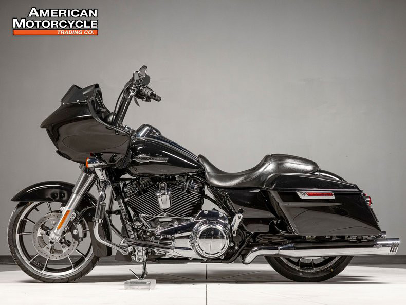 Road Glide®