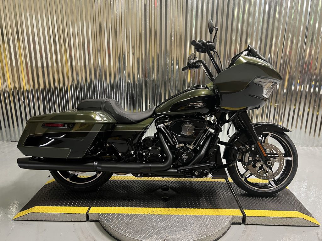 Road Glide®