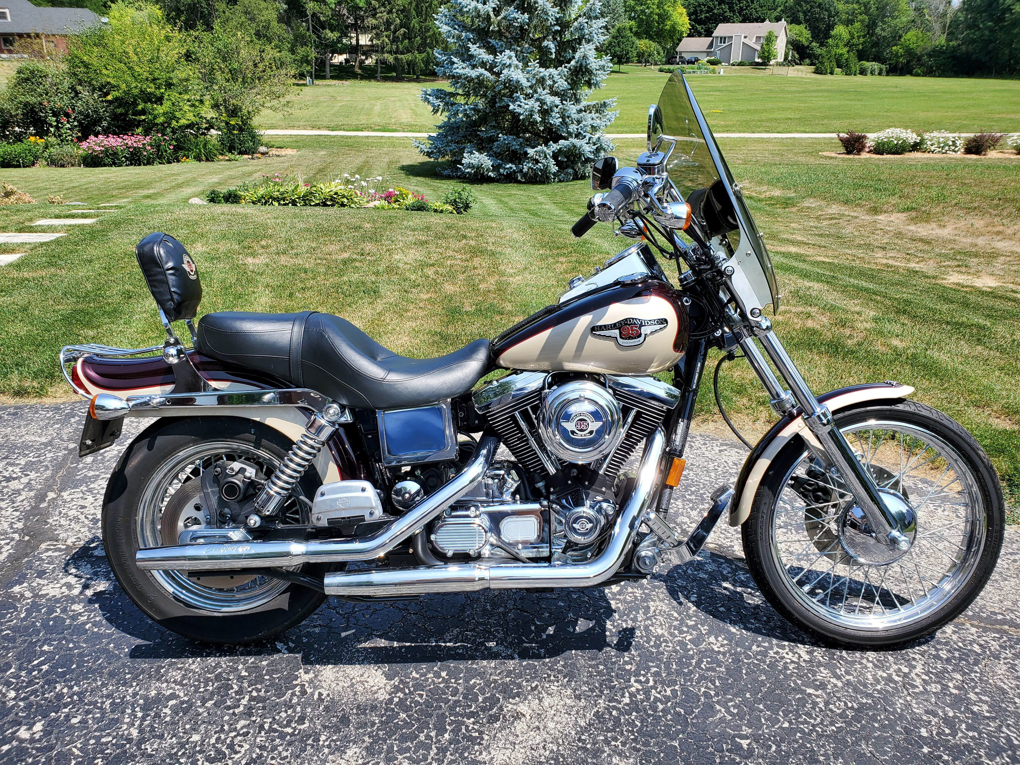 90s USA製 Harley-Davidson ヴィンテージ 1998 Harley-Davidson® FXDWG-ANV Dyna® Wide Glide