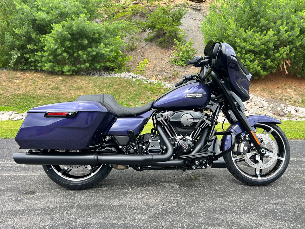 Street Glide®