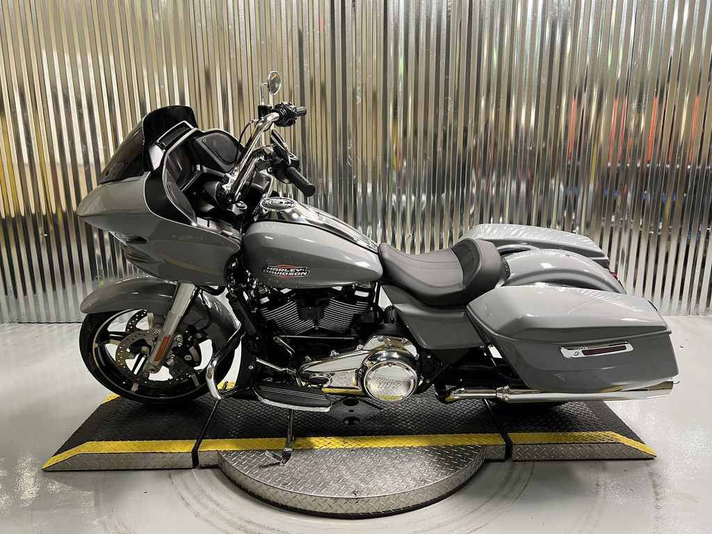 Road Glide®