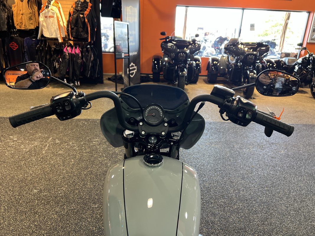 Street Bob®