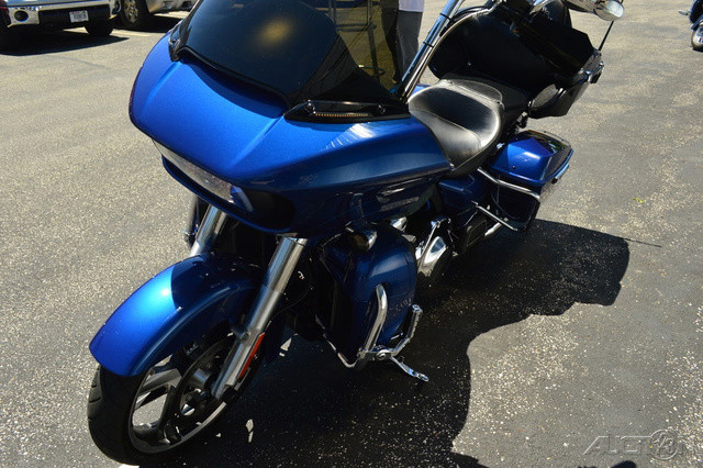 Road Glide® Ultra